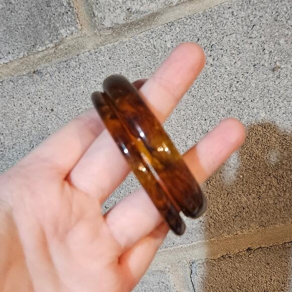 Boutique Retro Vintage-Style Tortoiseshell-Look Lucite Bangles ~ Casual - Picture 6 of 8